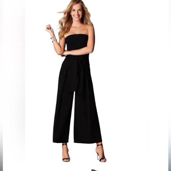 CARLISLE • PER SE • Stunning Black Strapless Wide Leg Jumpsuit - Picture 2 of 14